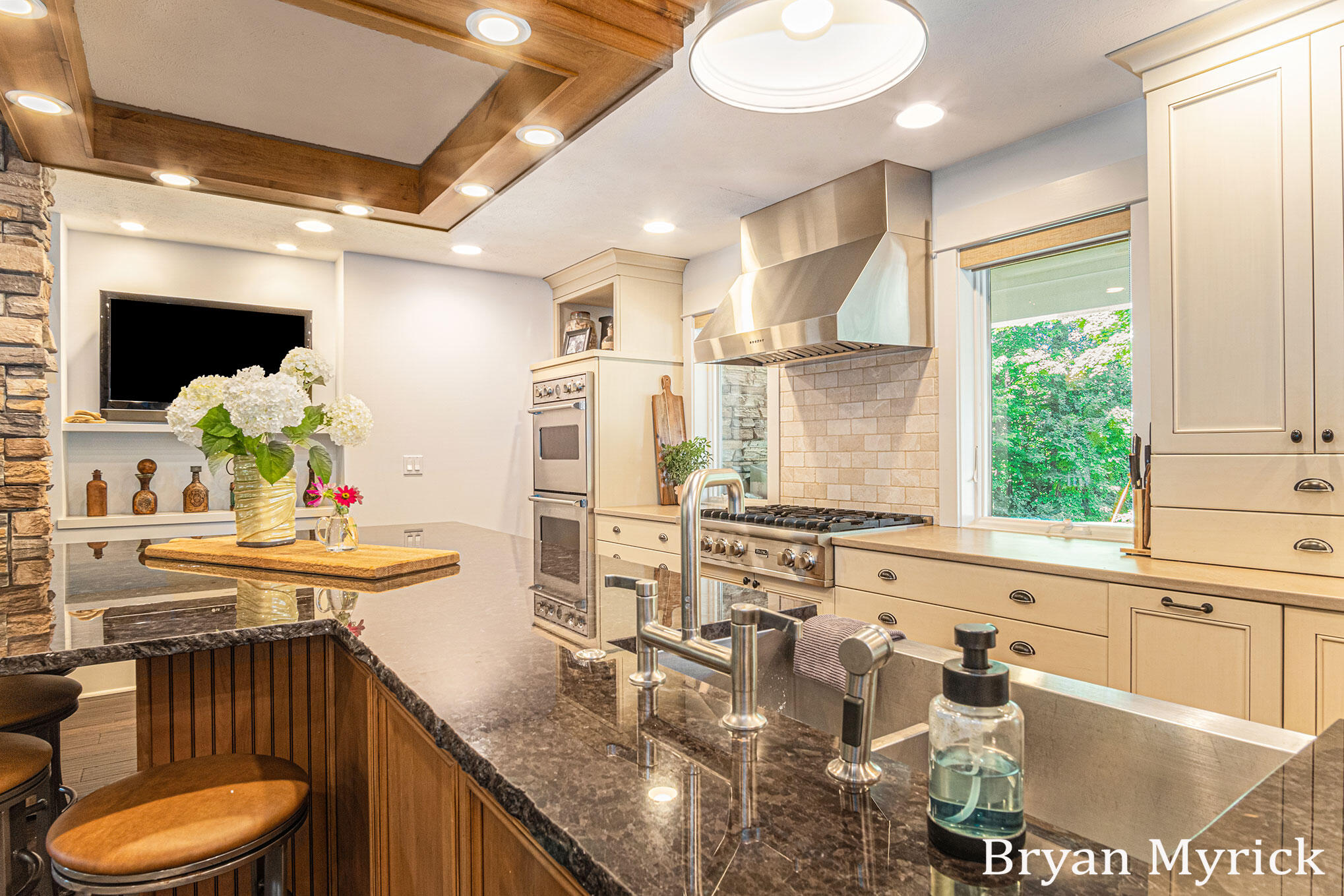1400 W 32nd Street