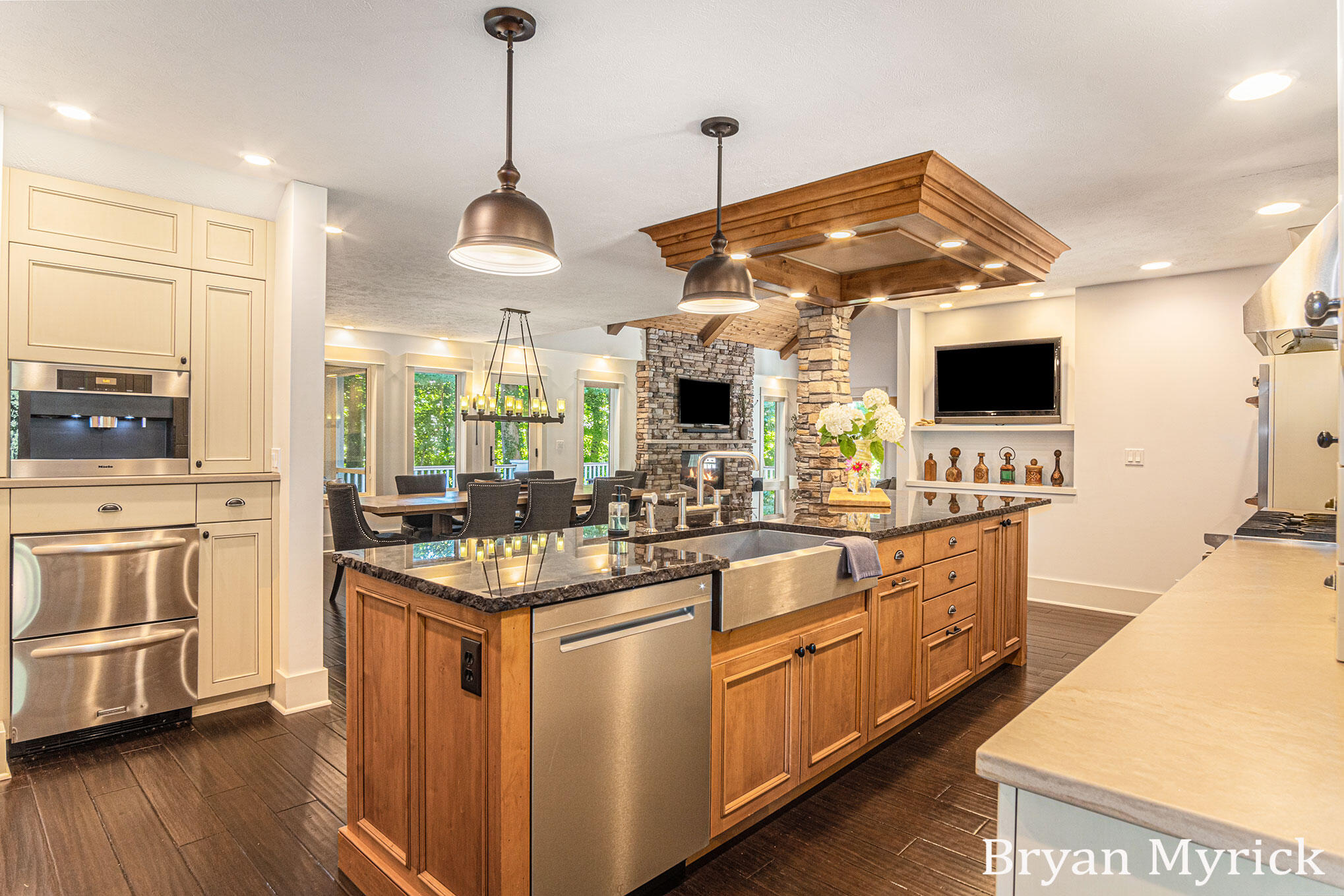 1400 W 32nd Street