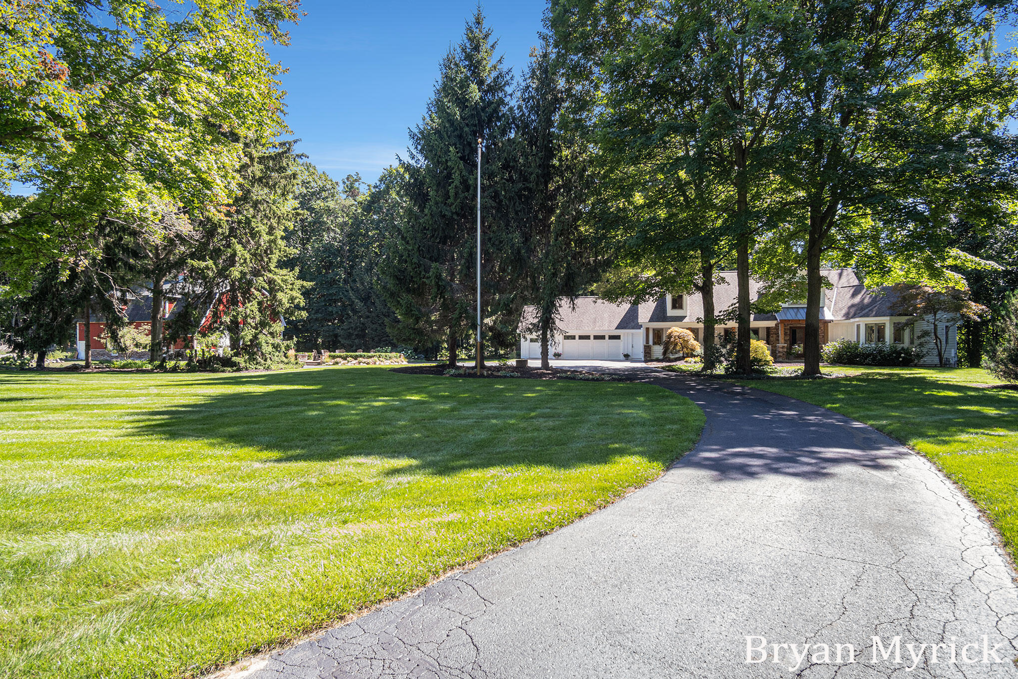 1400 W 32nd Street