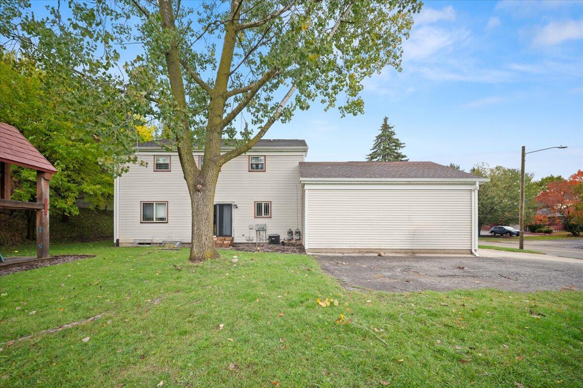 2211 Saginaw Road SE