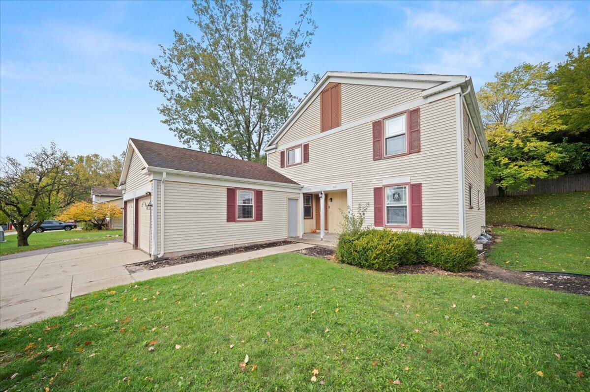 2211 Saginaw Road SE