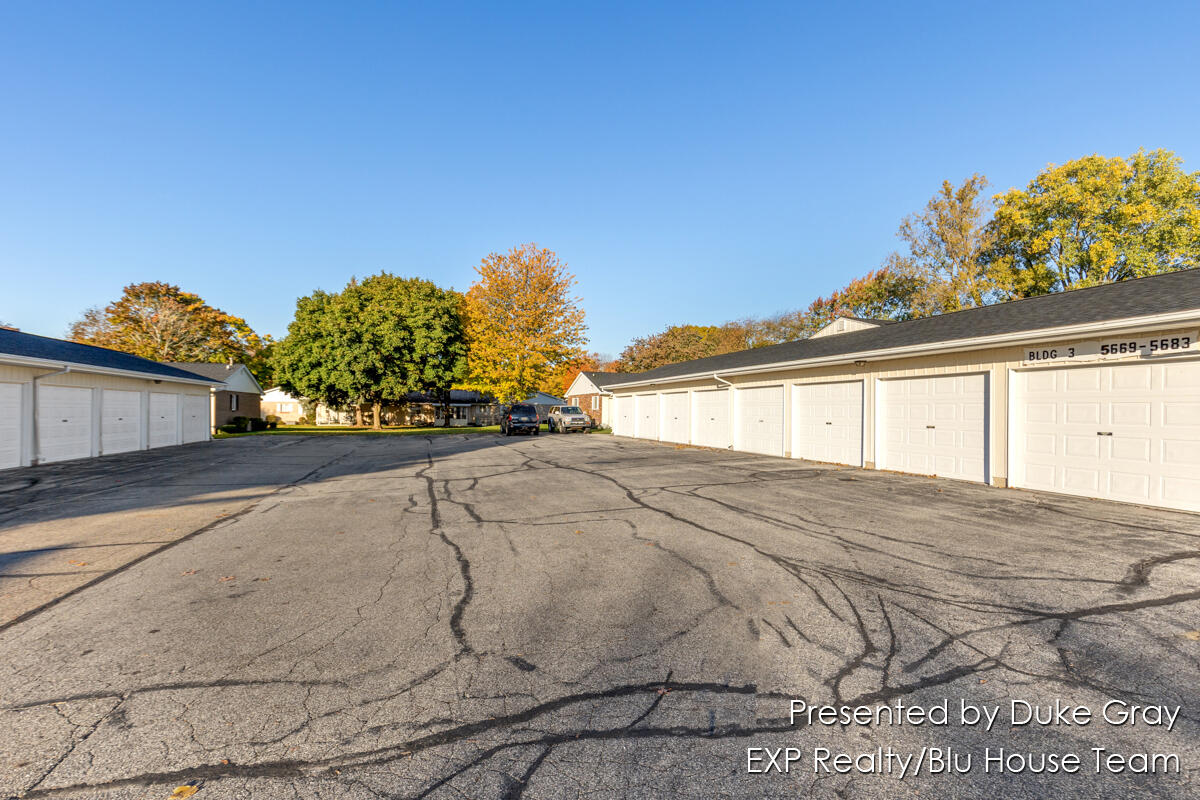5671 Leisure S Drive SE