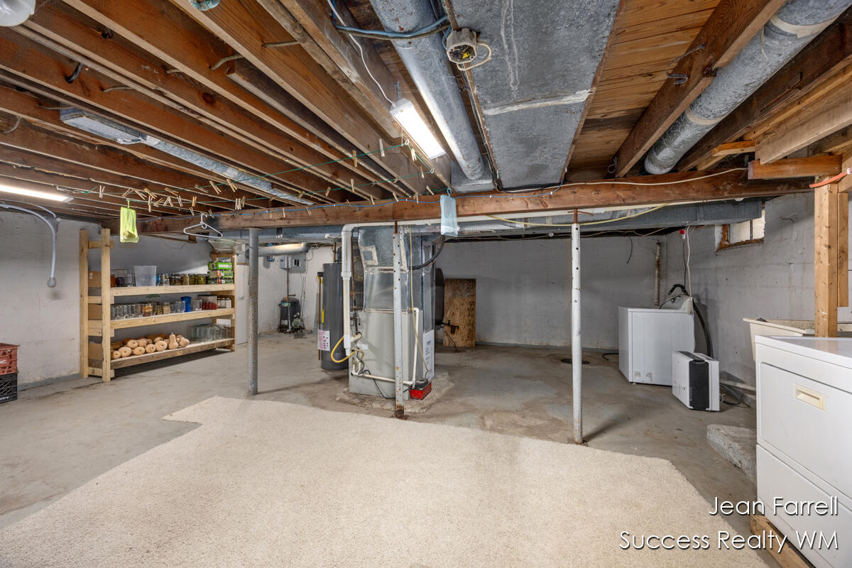 1069 108th Street SW