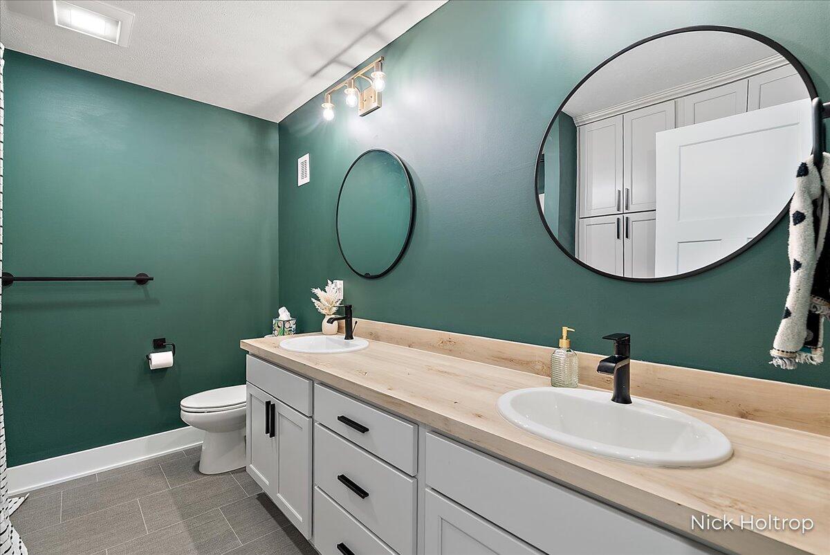 6131 Deertrail Court