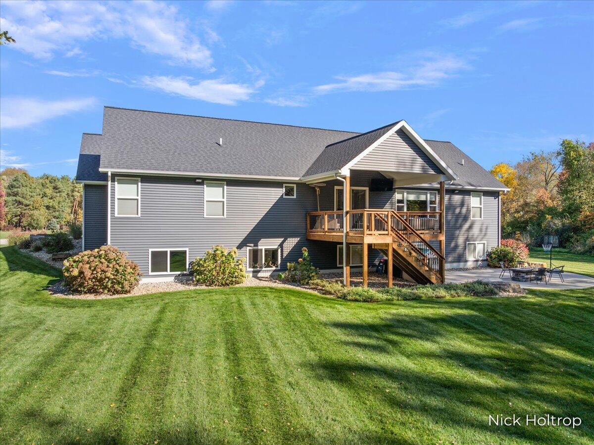 6131 Deertrail Court