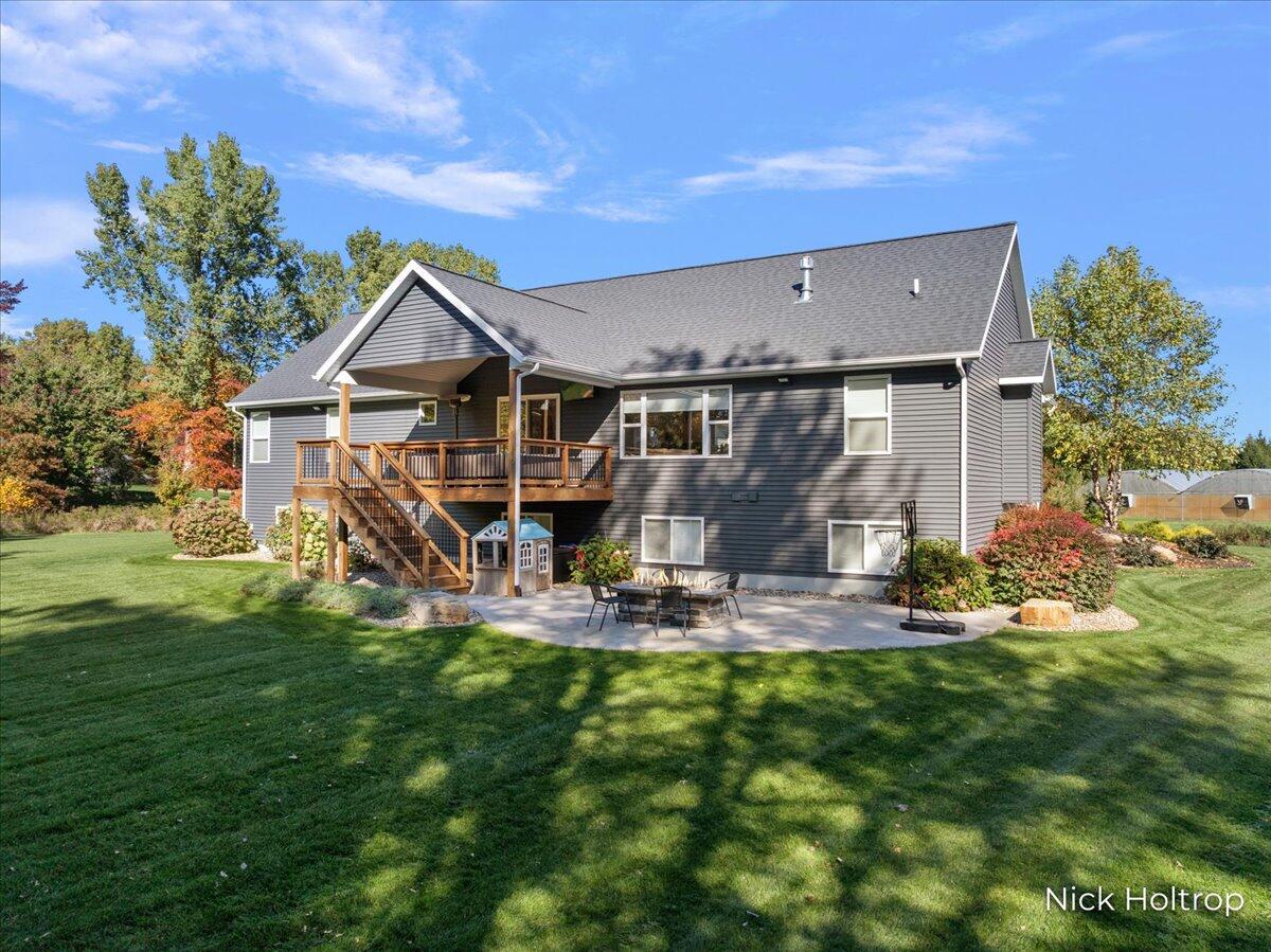 6131 Deertrail Court