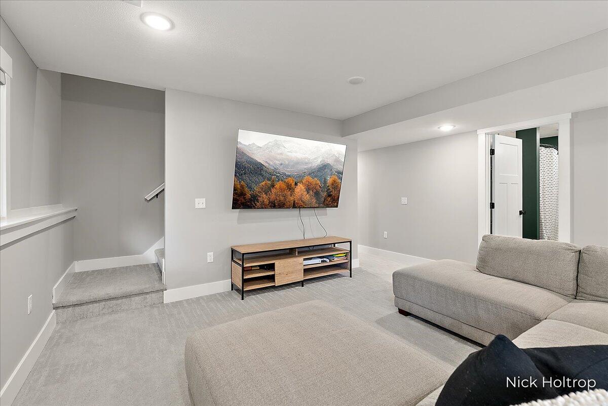 6131 Deertrail Court