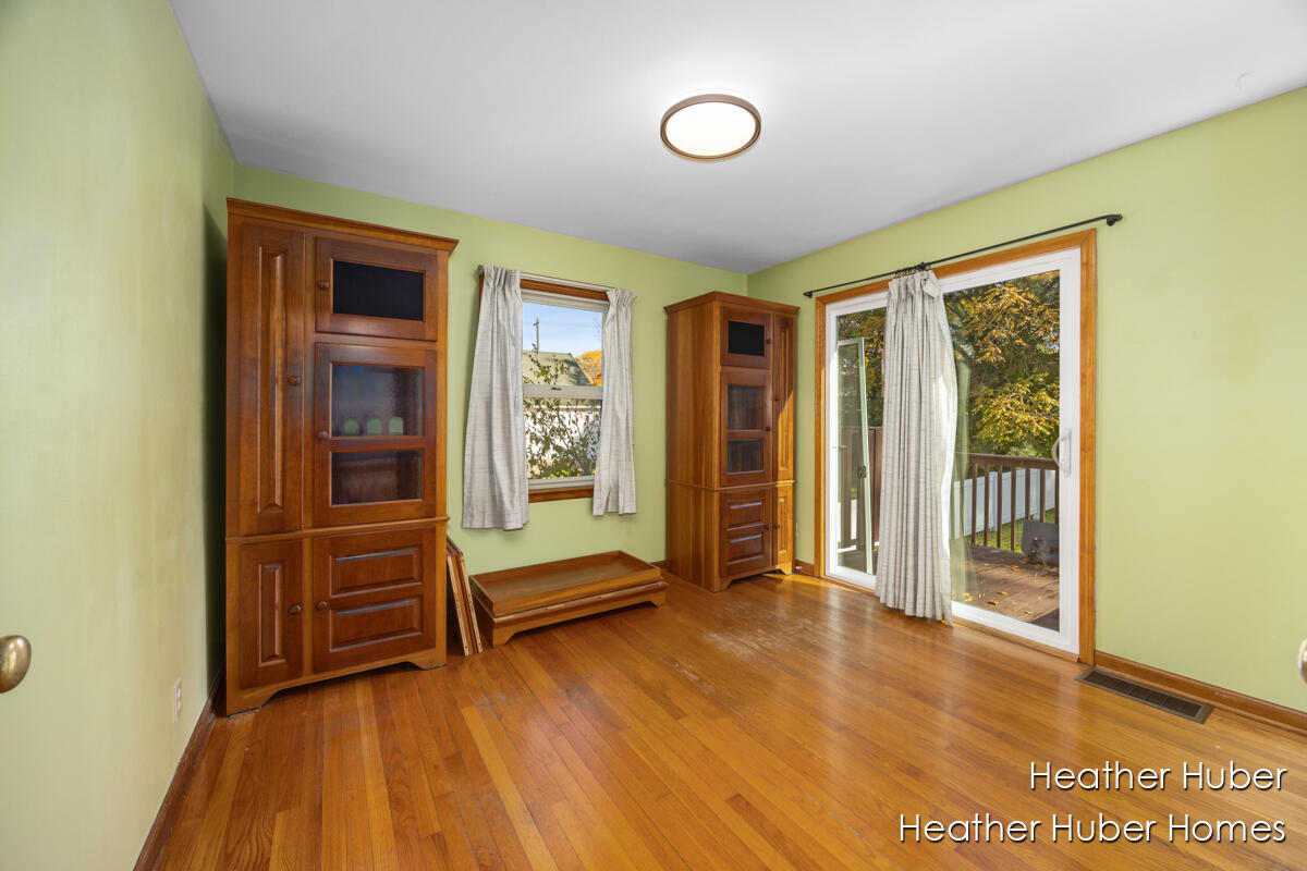 626 Houseman Avenue NE