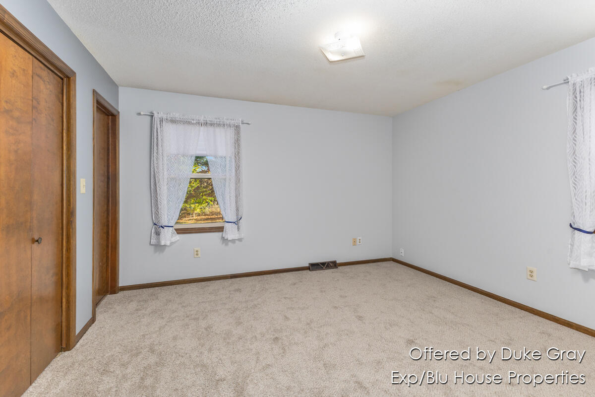 6374 Clover Lane