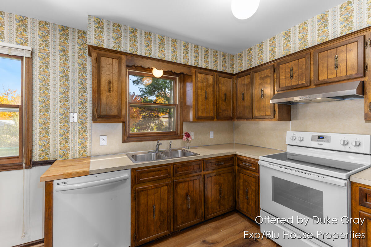 6374 Clover Lane