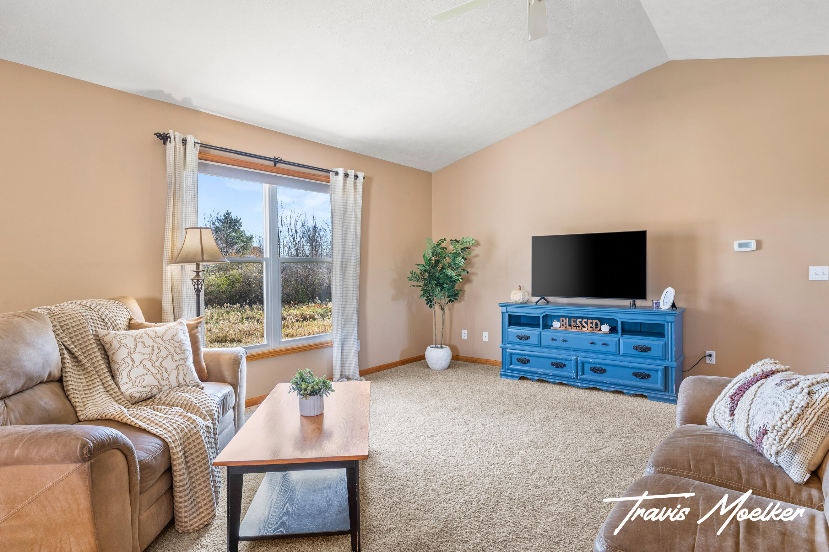 10738 Douglas Drive