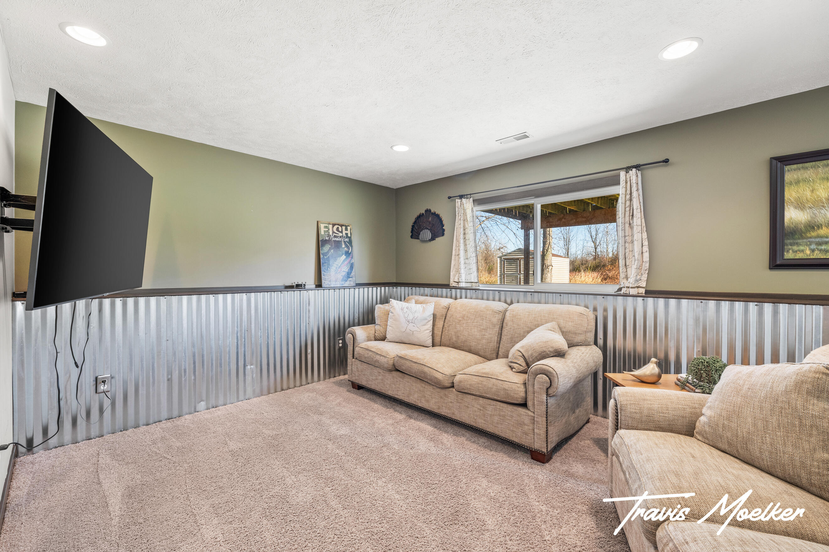 10738 Douglas Drive