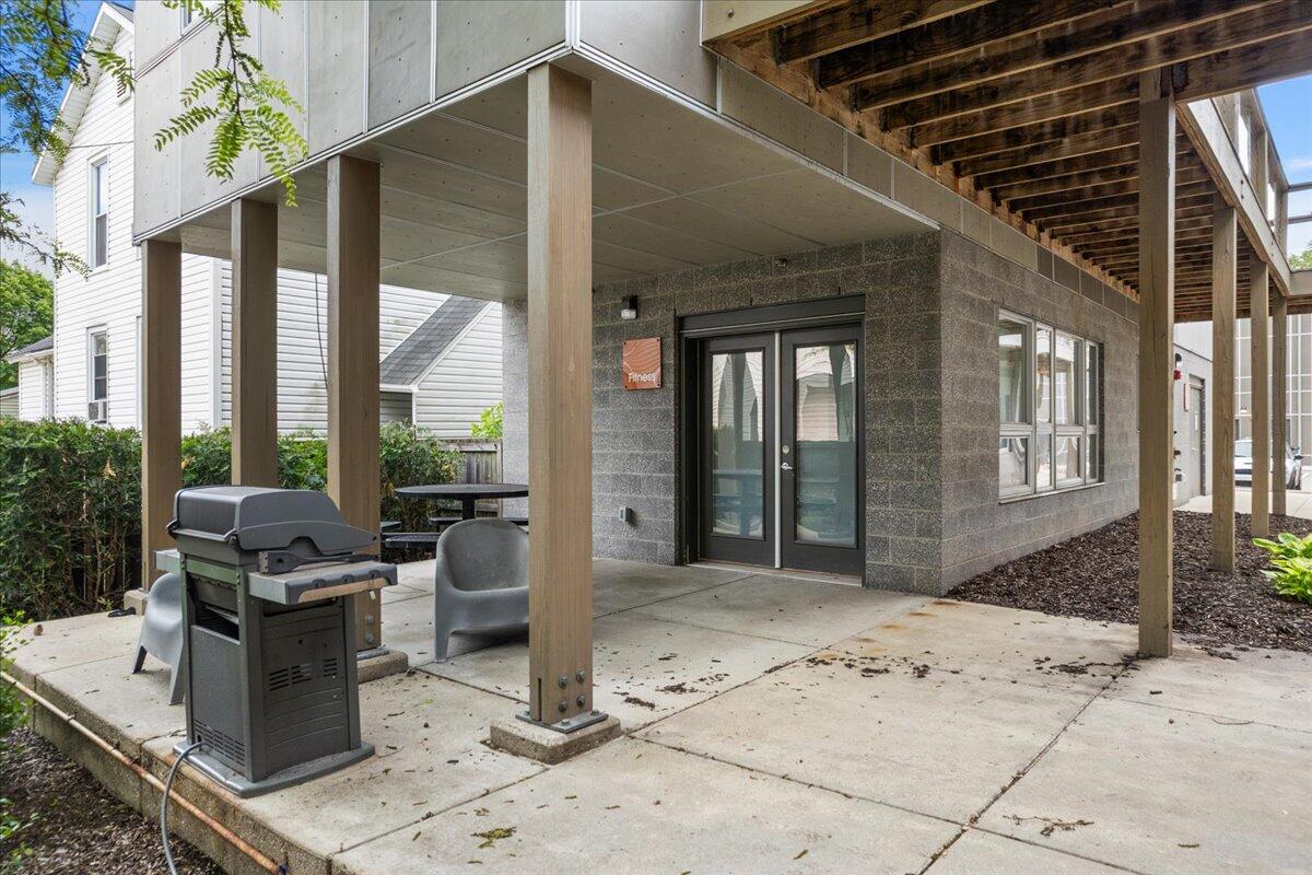 600 Douglas Street NW 600C