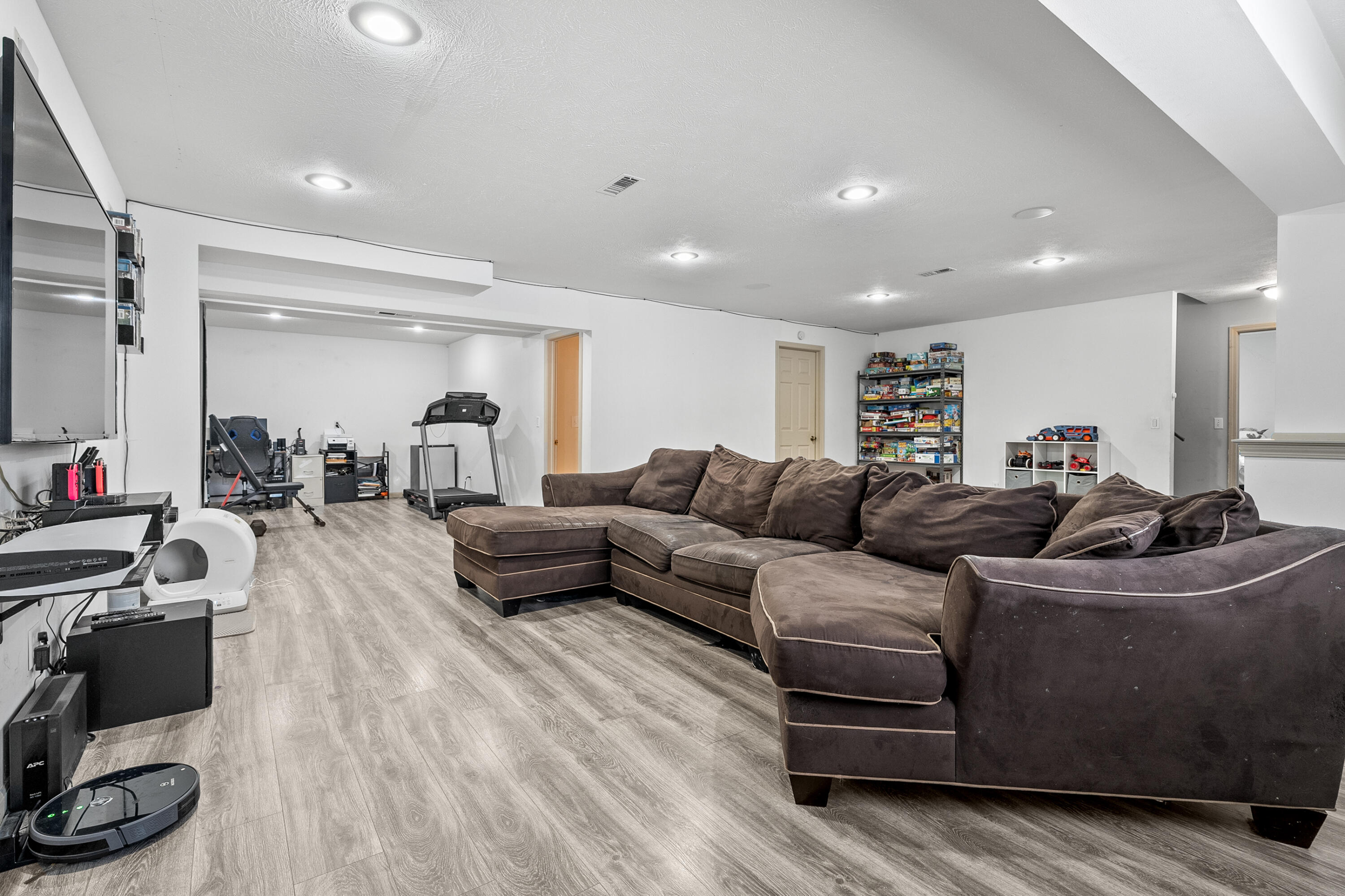 2695 Hickory Nut Lane