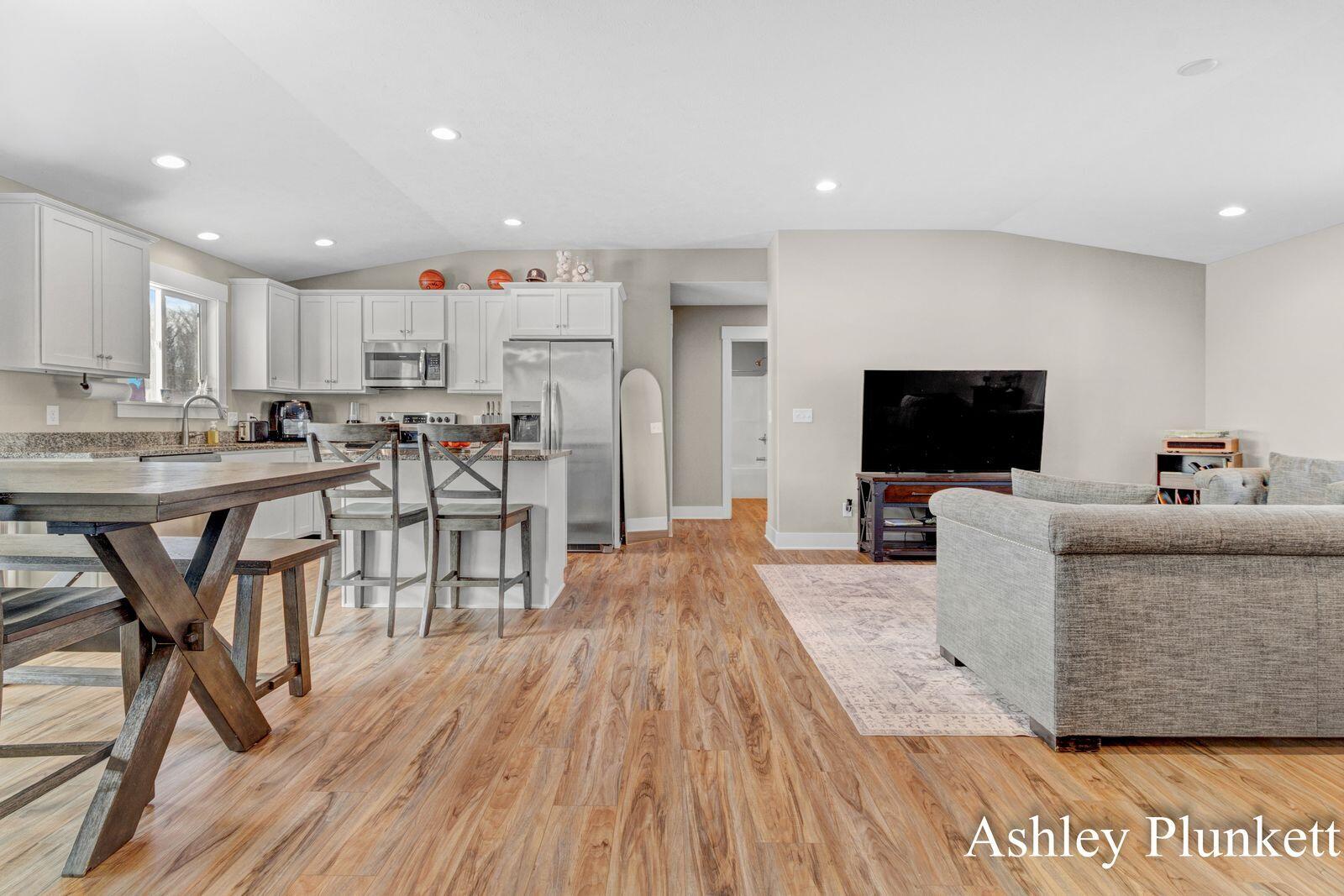 12189 Beauterra Lane