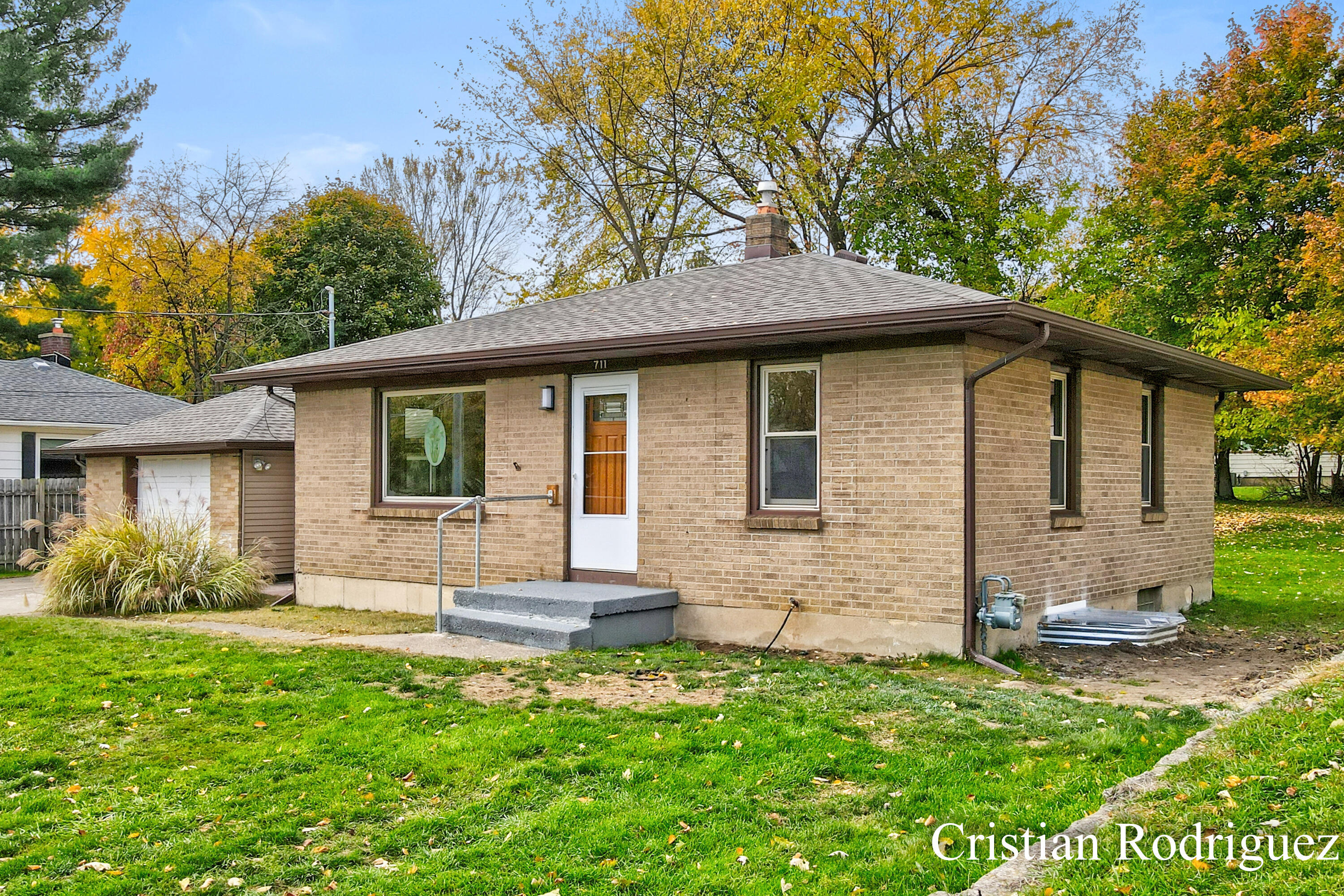711 Fairfield Avenue NW