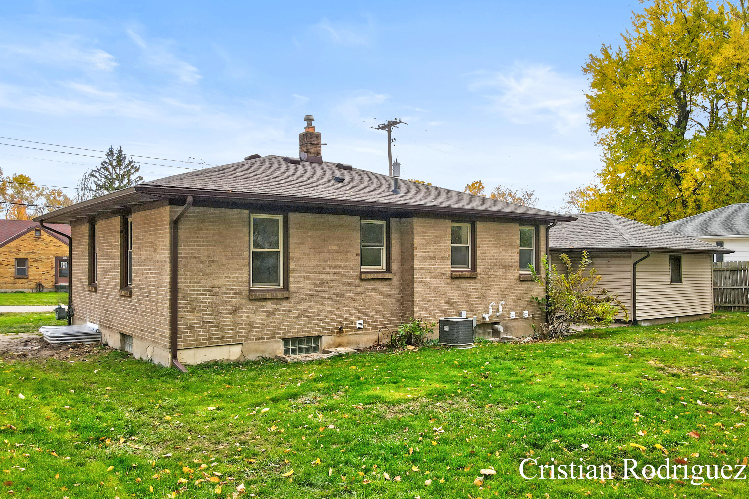 711 Fairfield Avenue NW
