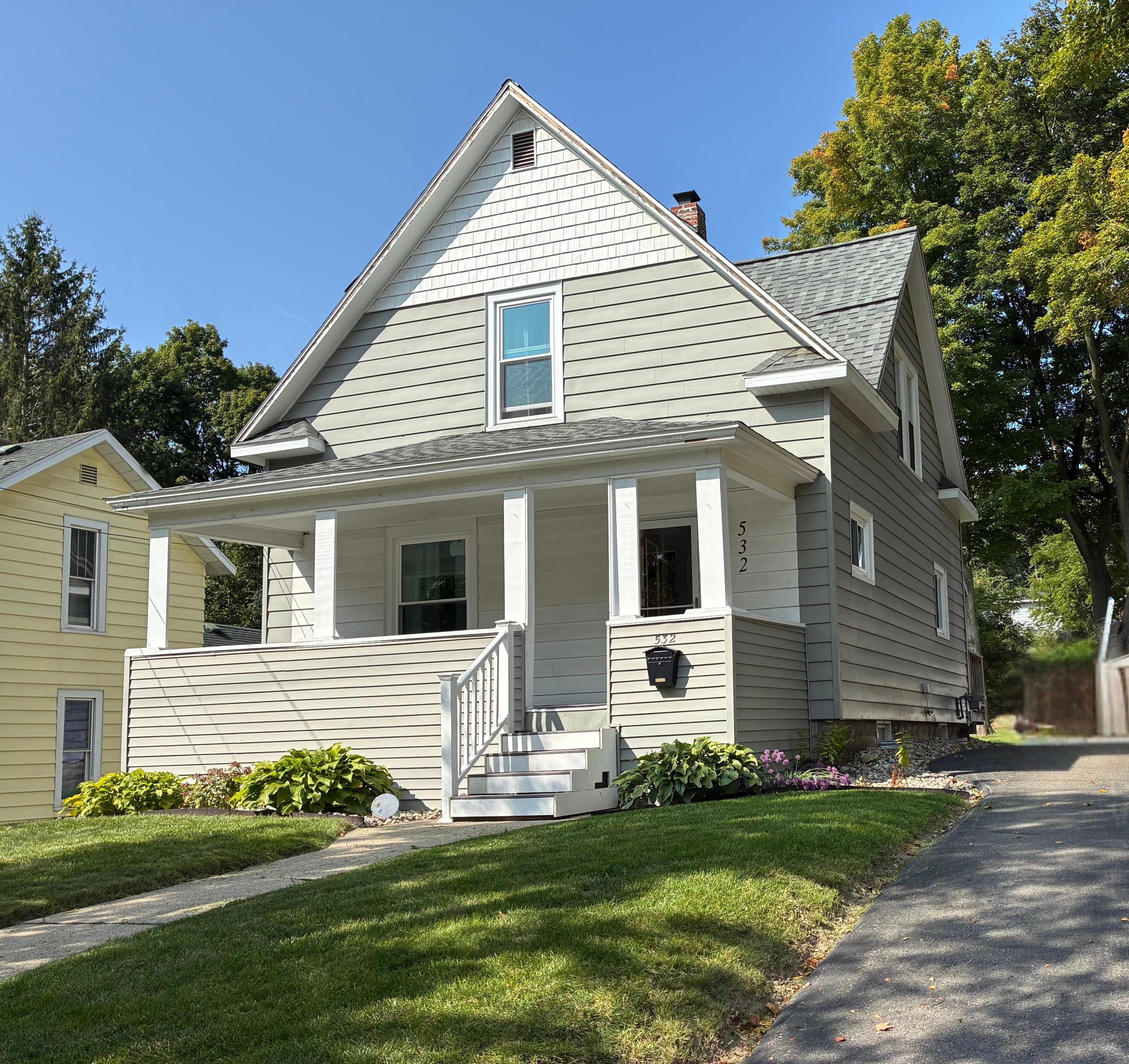 532 N Michigan Avenue