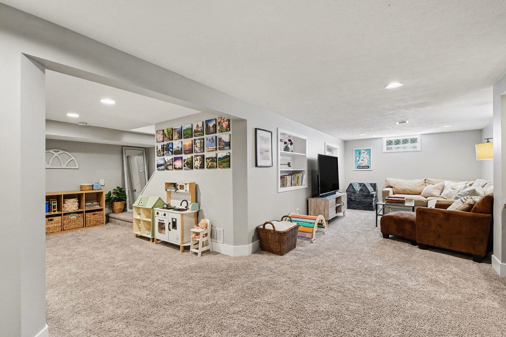 3769 Cheyenne Drive SW