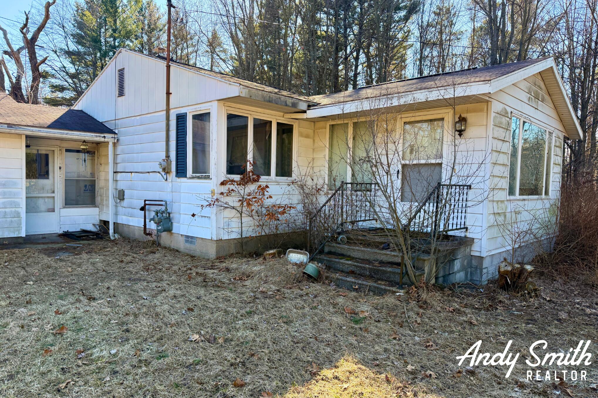 1285 W Mcmillan Road