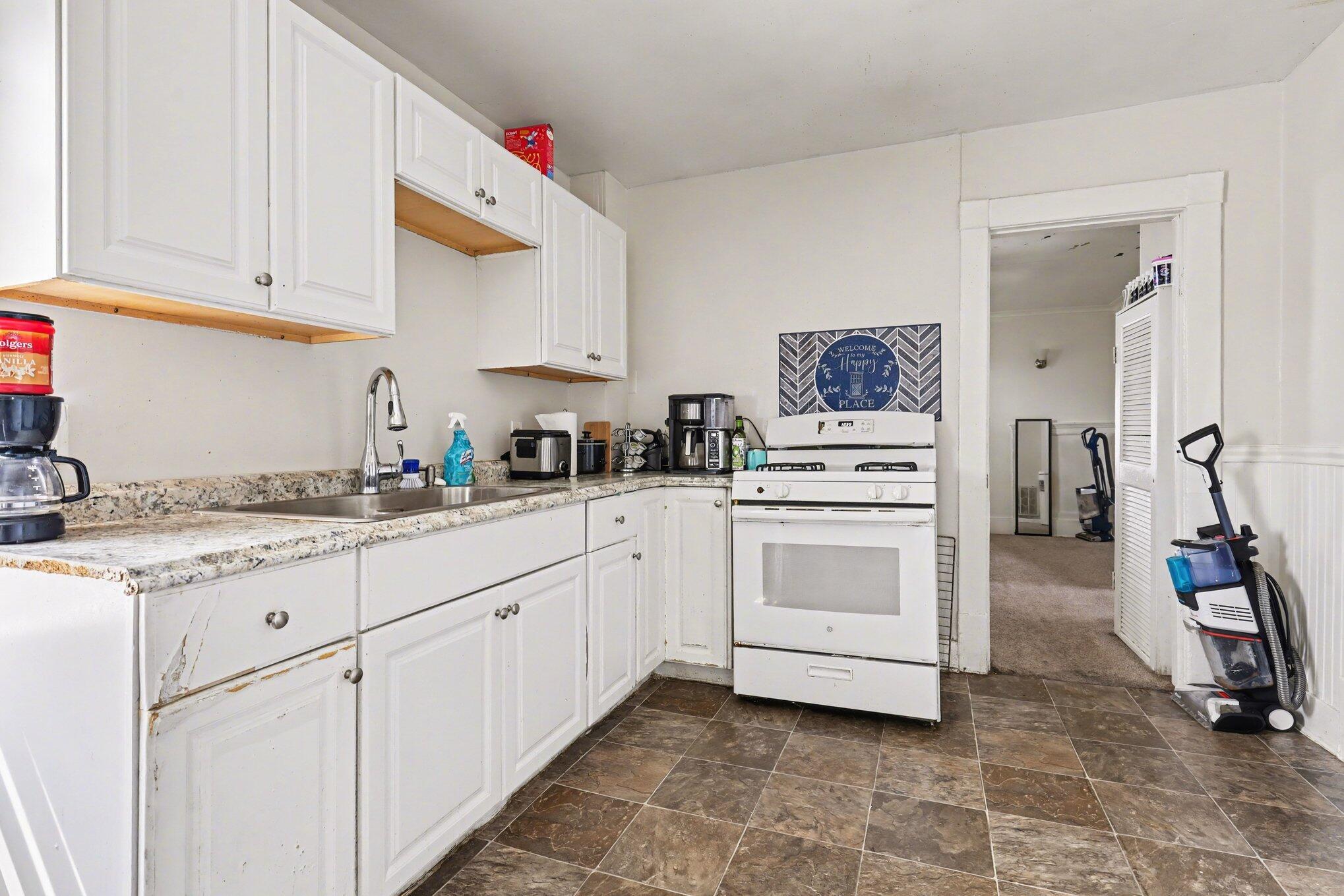 1230-1246 Alpine Avenue NW