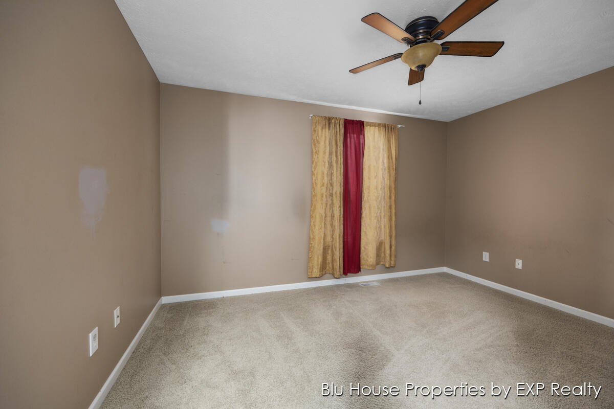 3689 Maple Hurst Drive SE