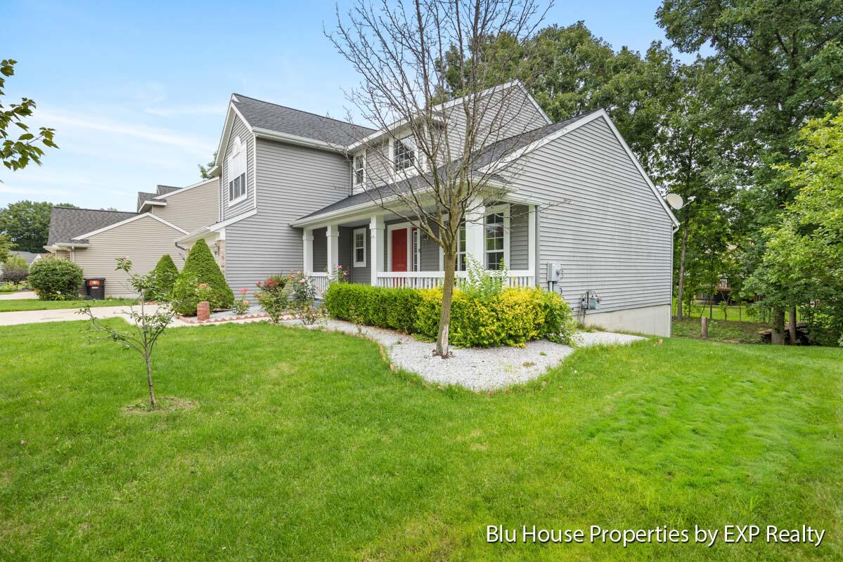3689 Maple Hurst Drive SE
