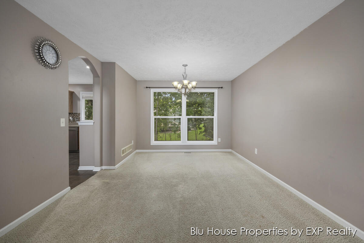 3689 Maple Hurst Drive SE