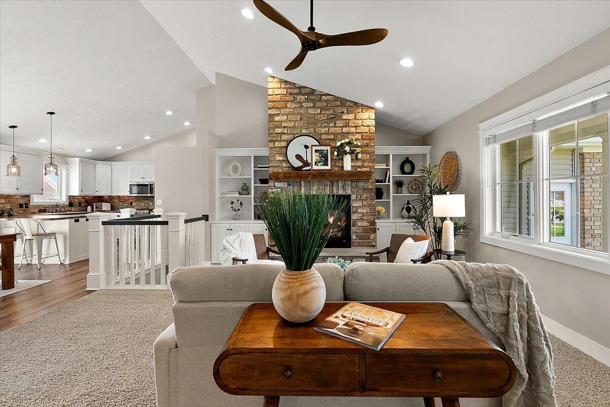4367 Hickory View Court
