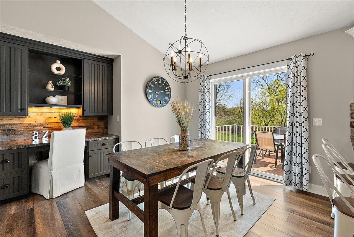 4367 Hickory View Court