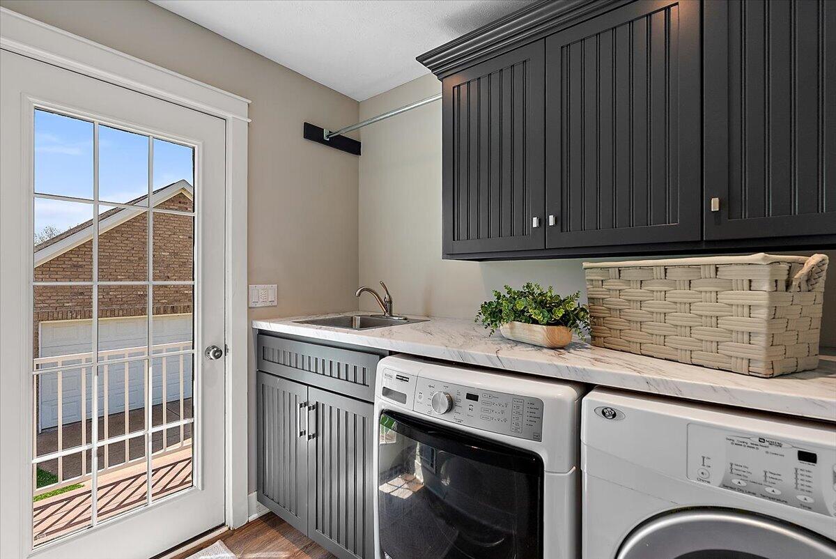 4367 Hickory View Court