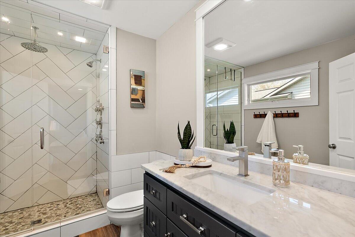 4367 Hickory View Court