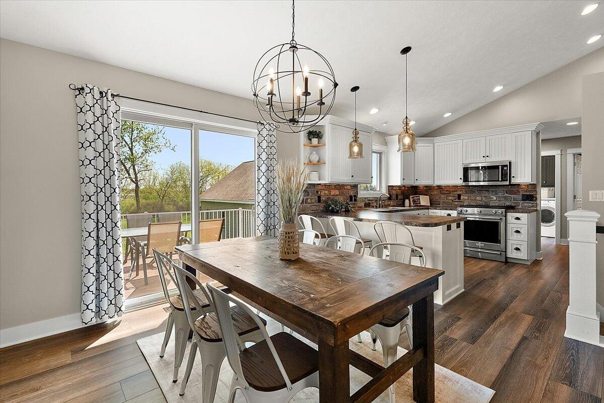 4367 Hickory View Court