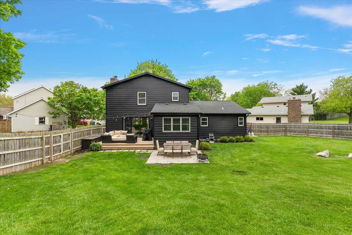 1944 Lenawee Road SE