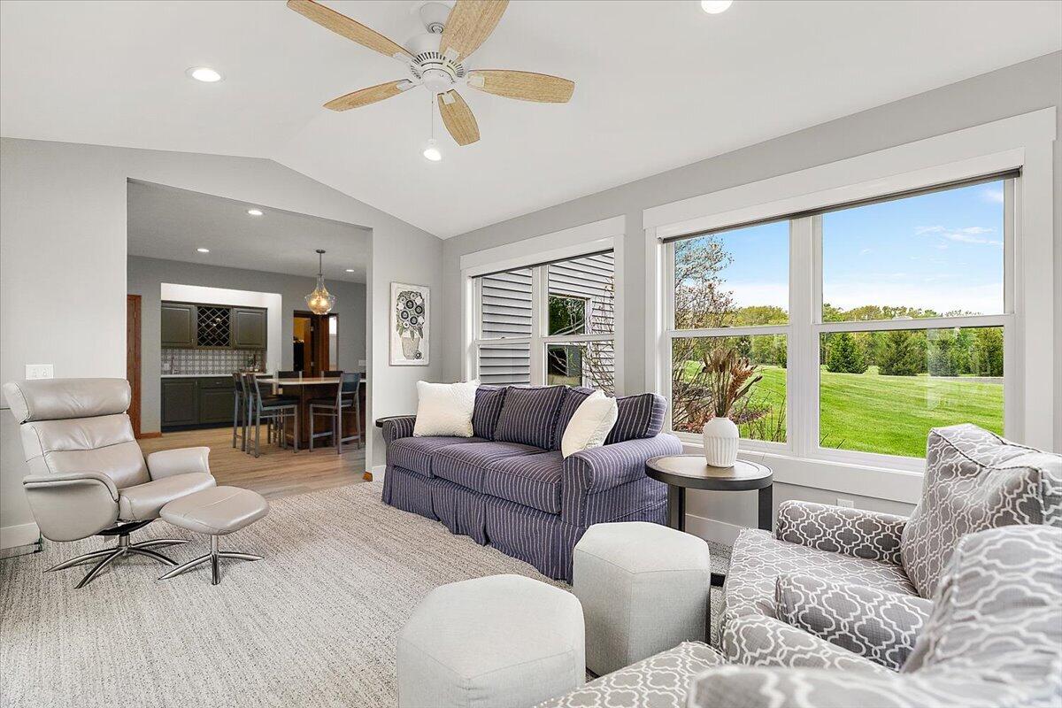 89 Summerwyn Drive SE