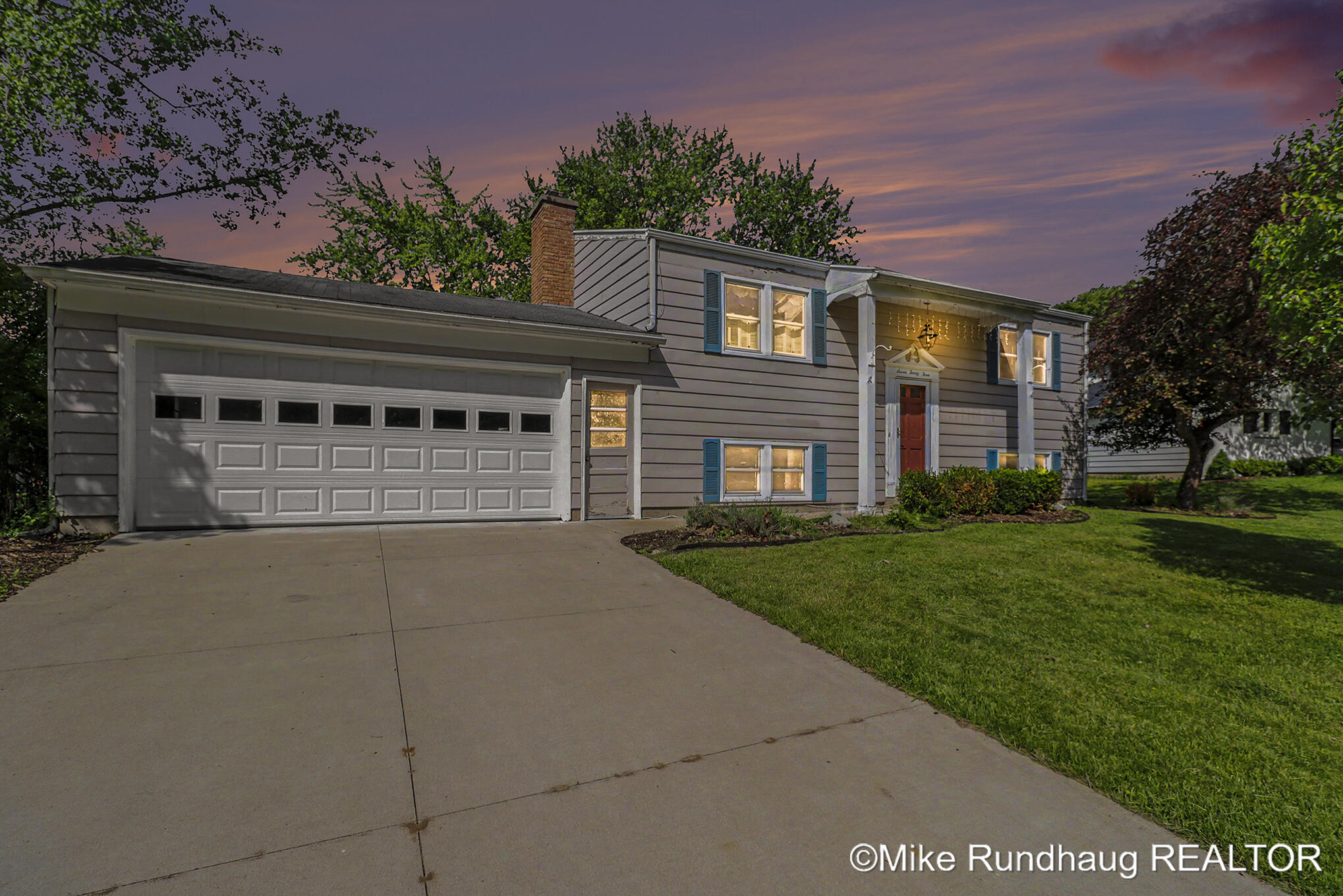 723 Marbury Drive SE