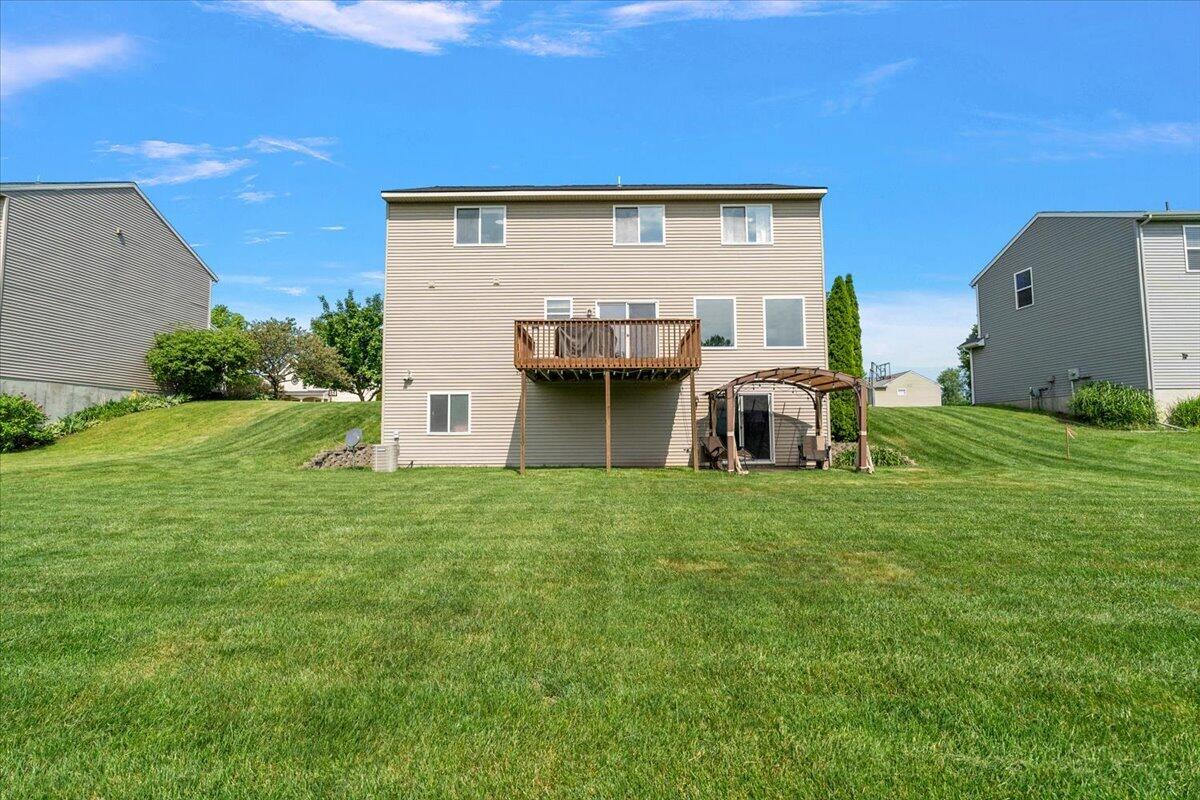 8950 Alanada Drive SE