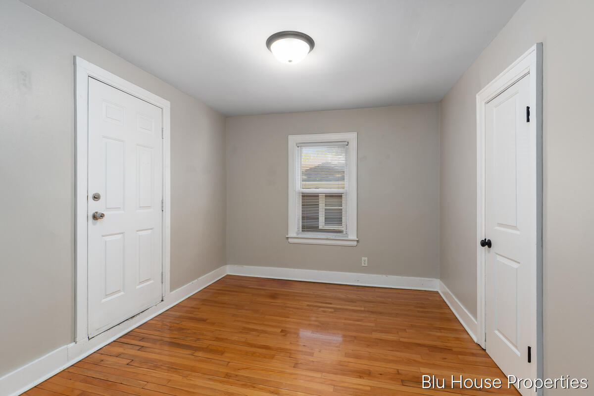 616 Giddings Avenue SE