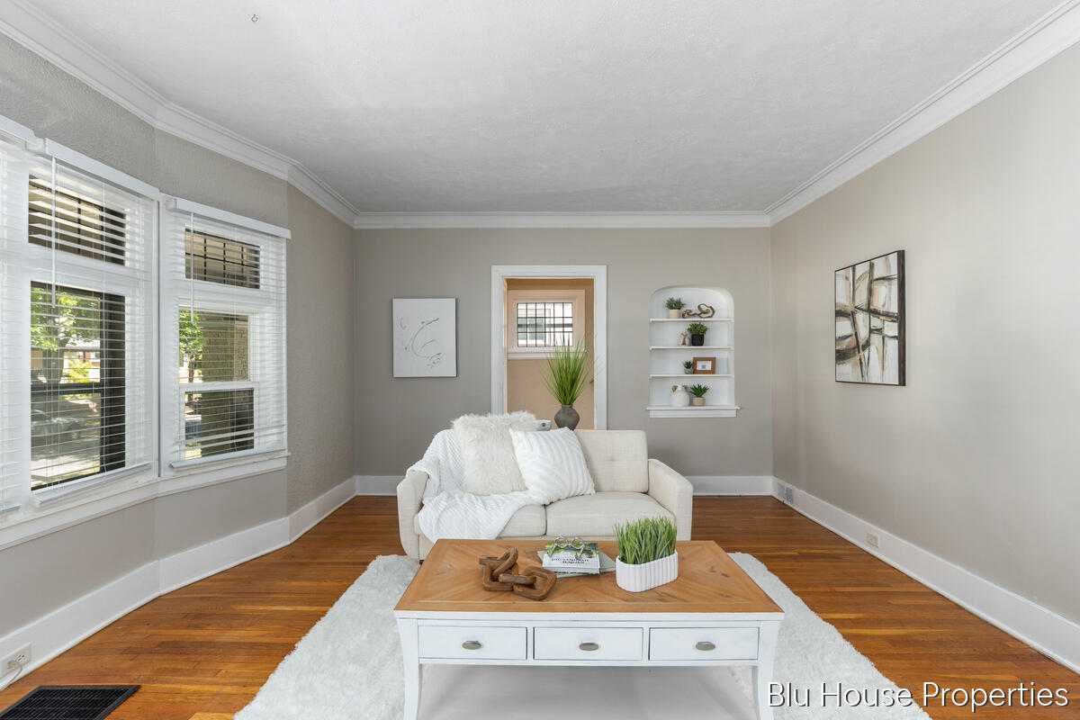 616 Giddings Avenue SE