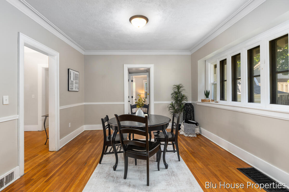616 Giddings Avenue SE