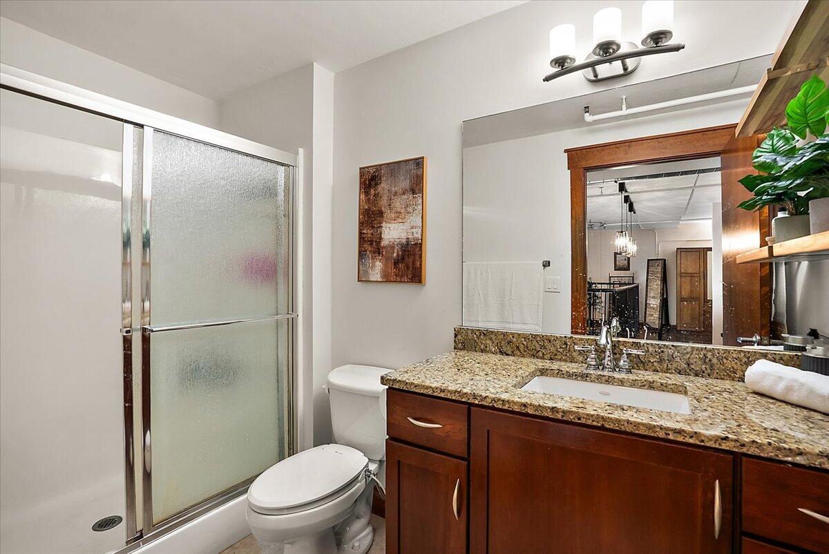 600 Broadway Avenue NW 423