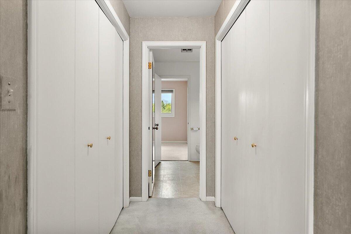 4823 Meadowview Court