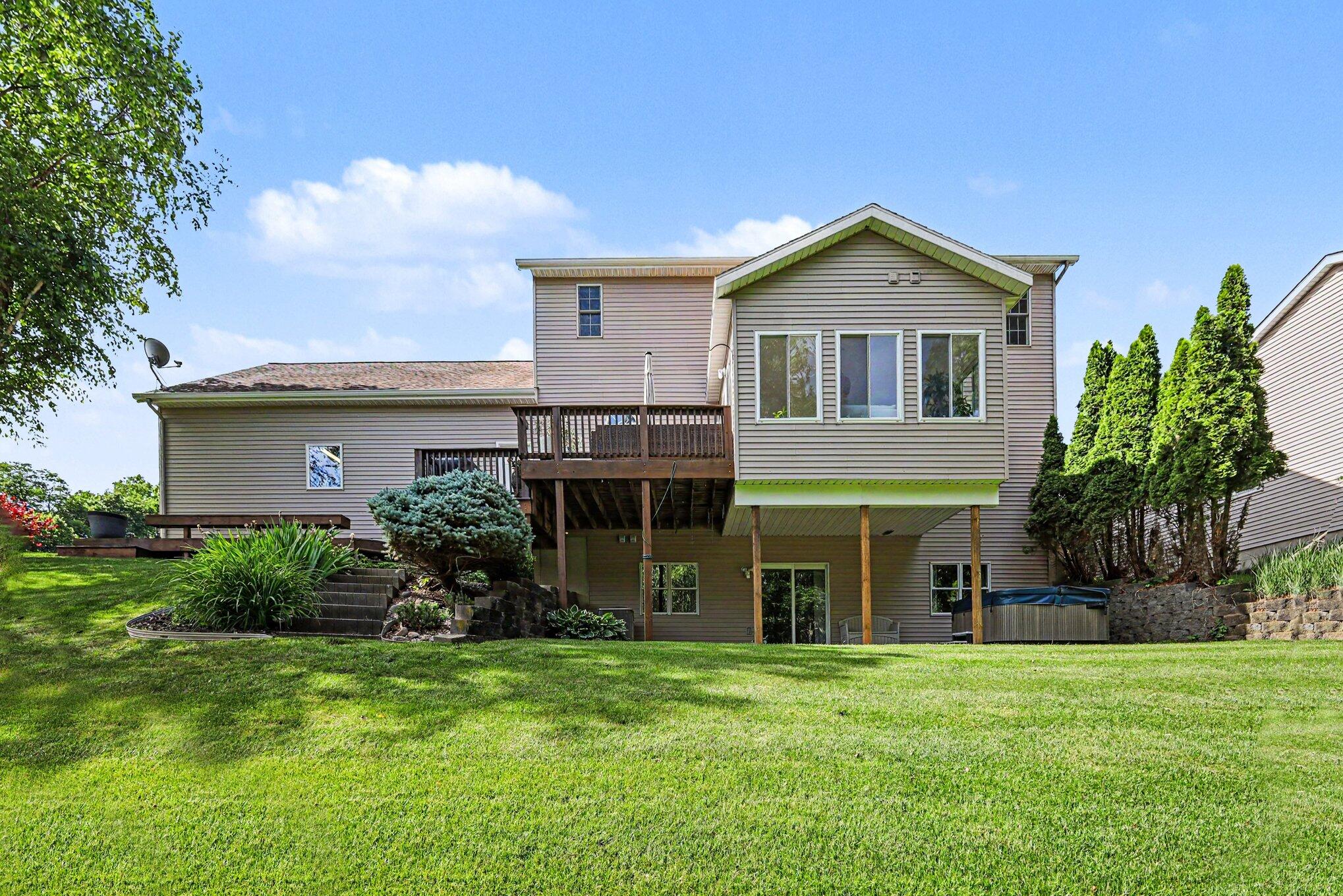 4463 Grand Ridge Drive SW