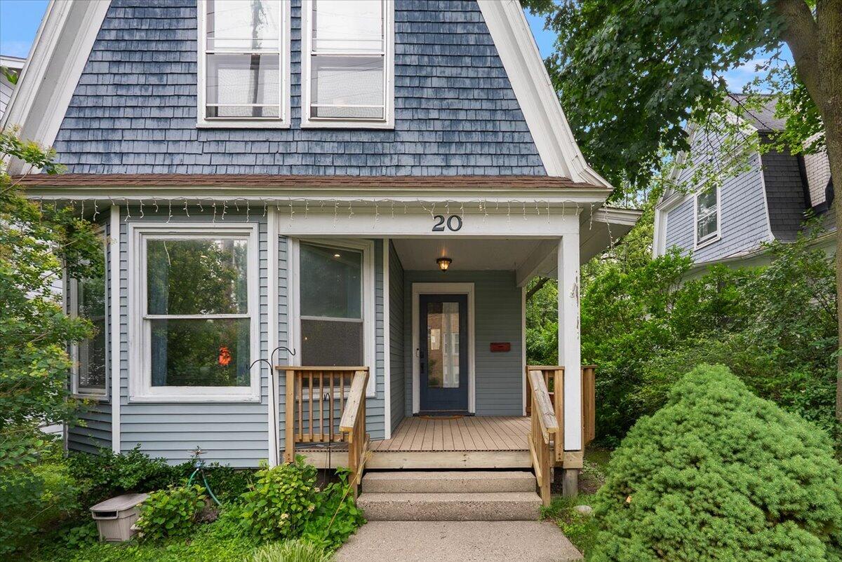 20 Fuller Avenue SE