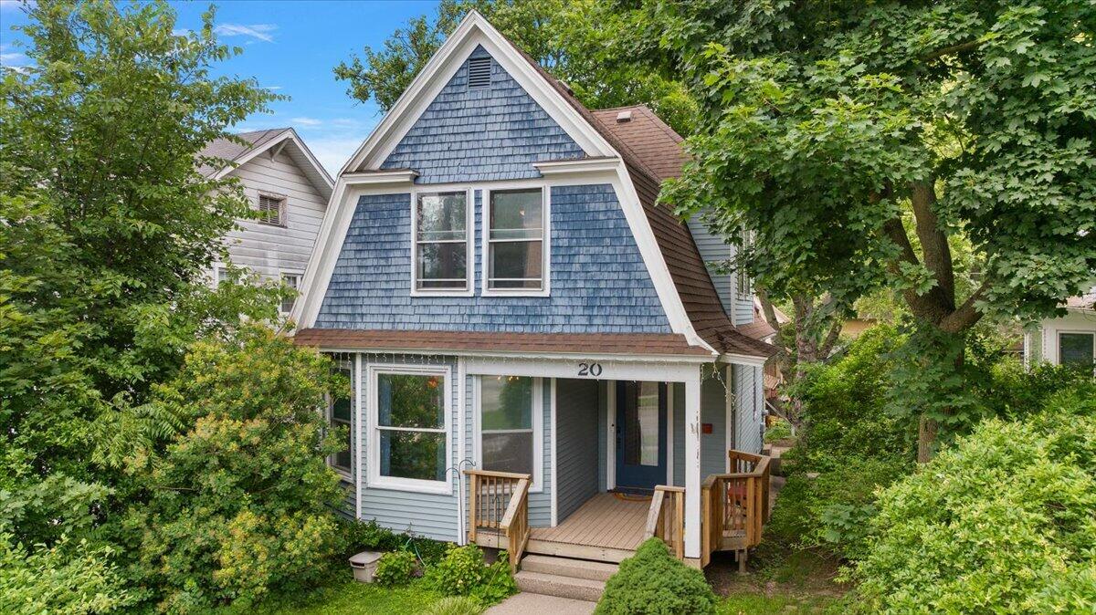 20 Fuller Avenue SE