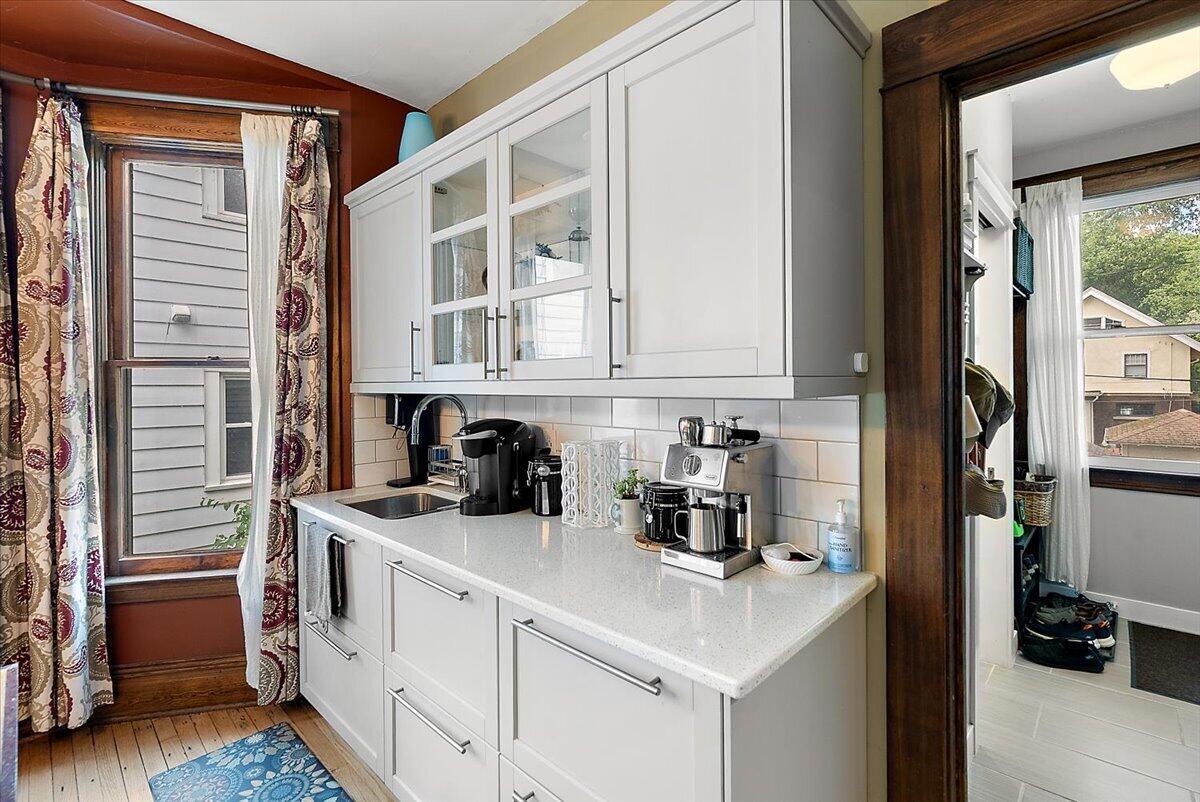 20 Fuller Avenue SE