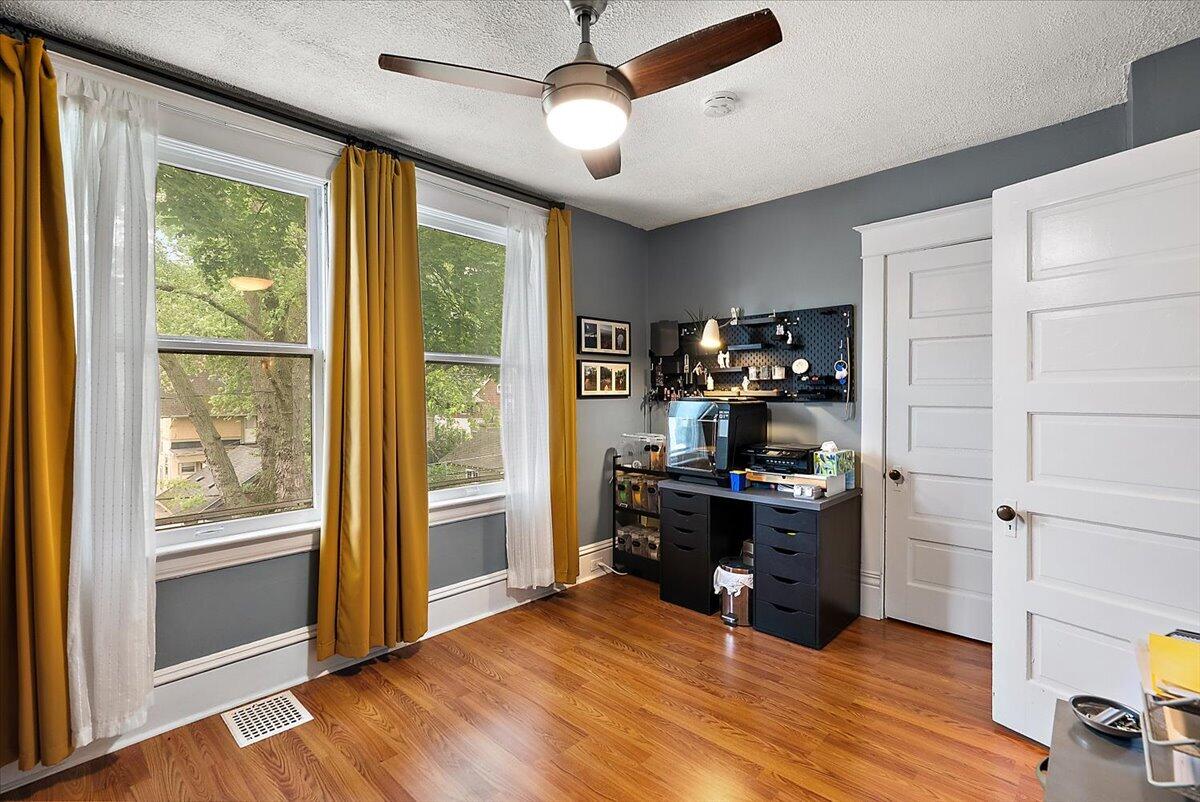 20 Fuller Avenue SE