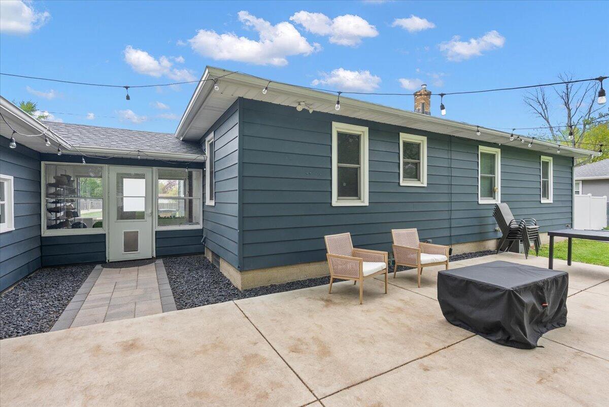 2538 Rosewood Street