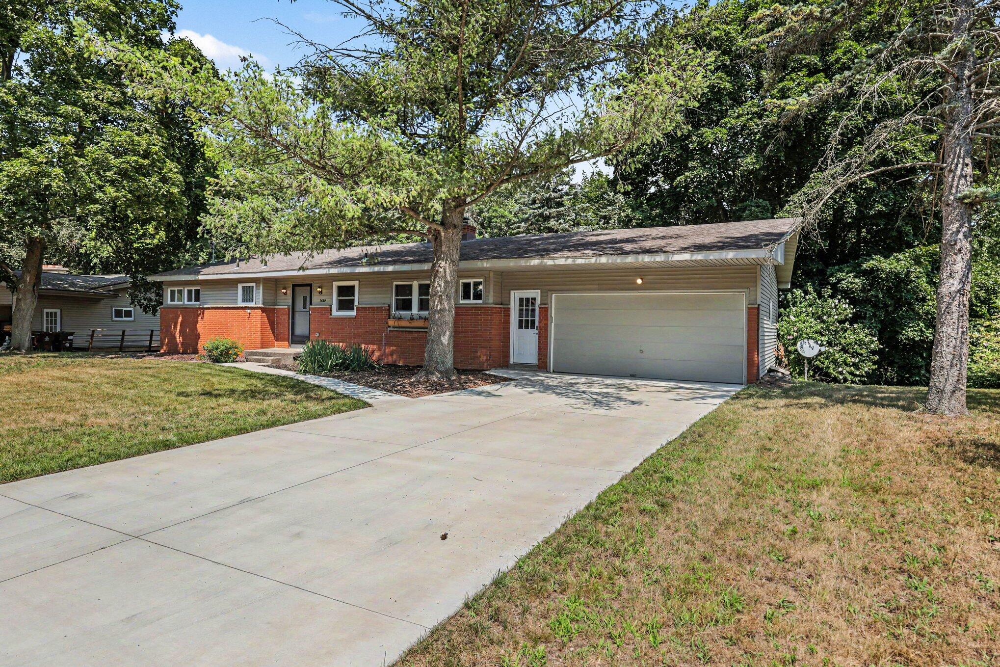 2639 Rockhill Drive NE