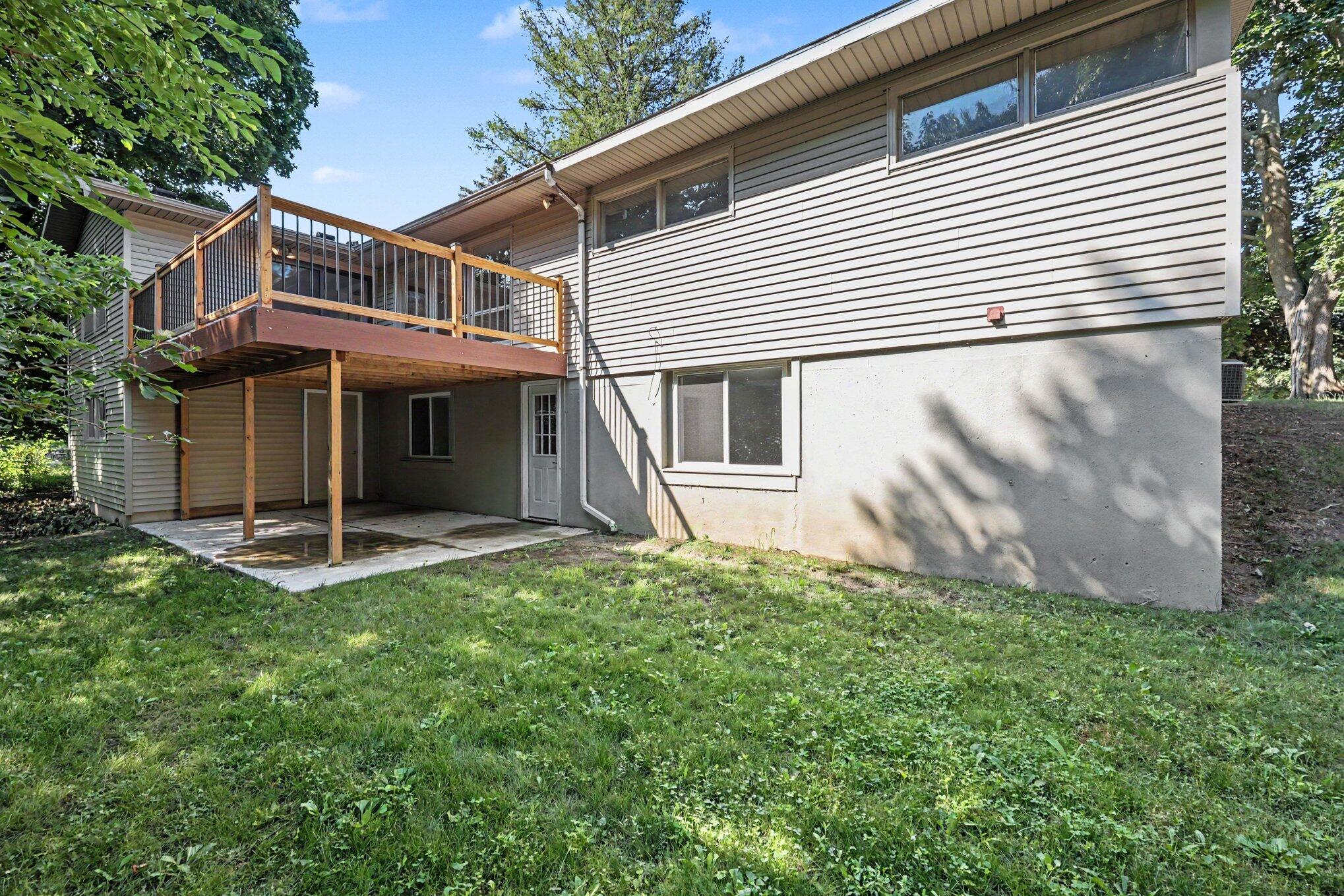 2639 Rockhill Drive NE